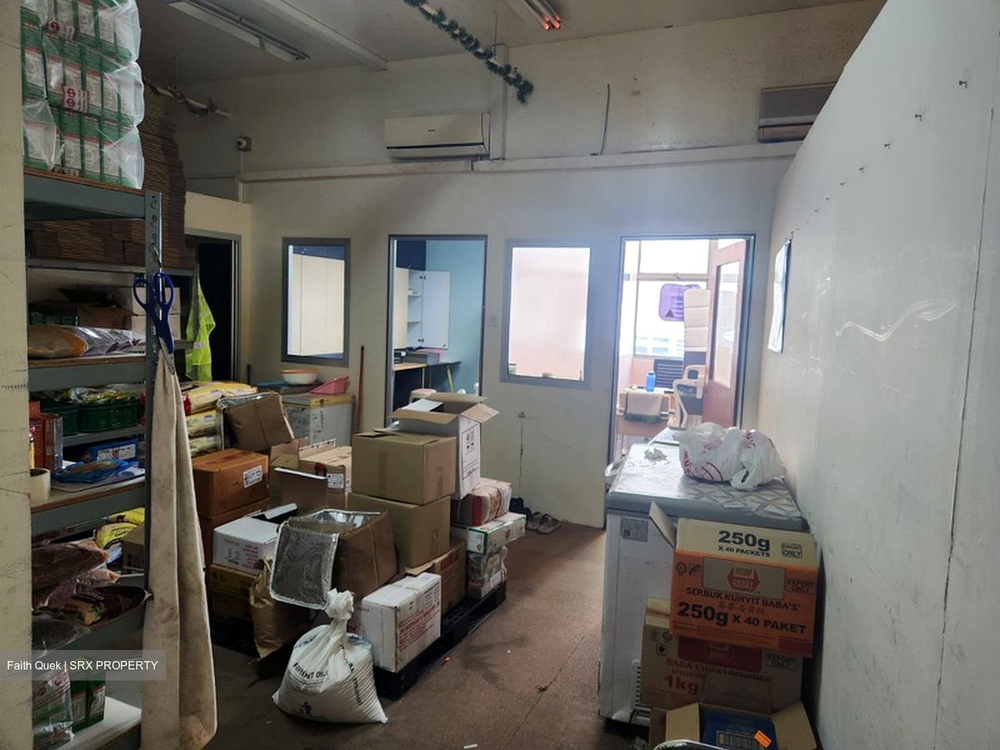 Bizlink Centre (D14), Warehouse #612513241